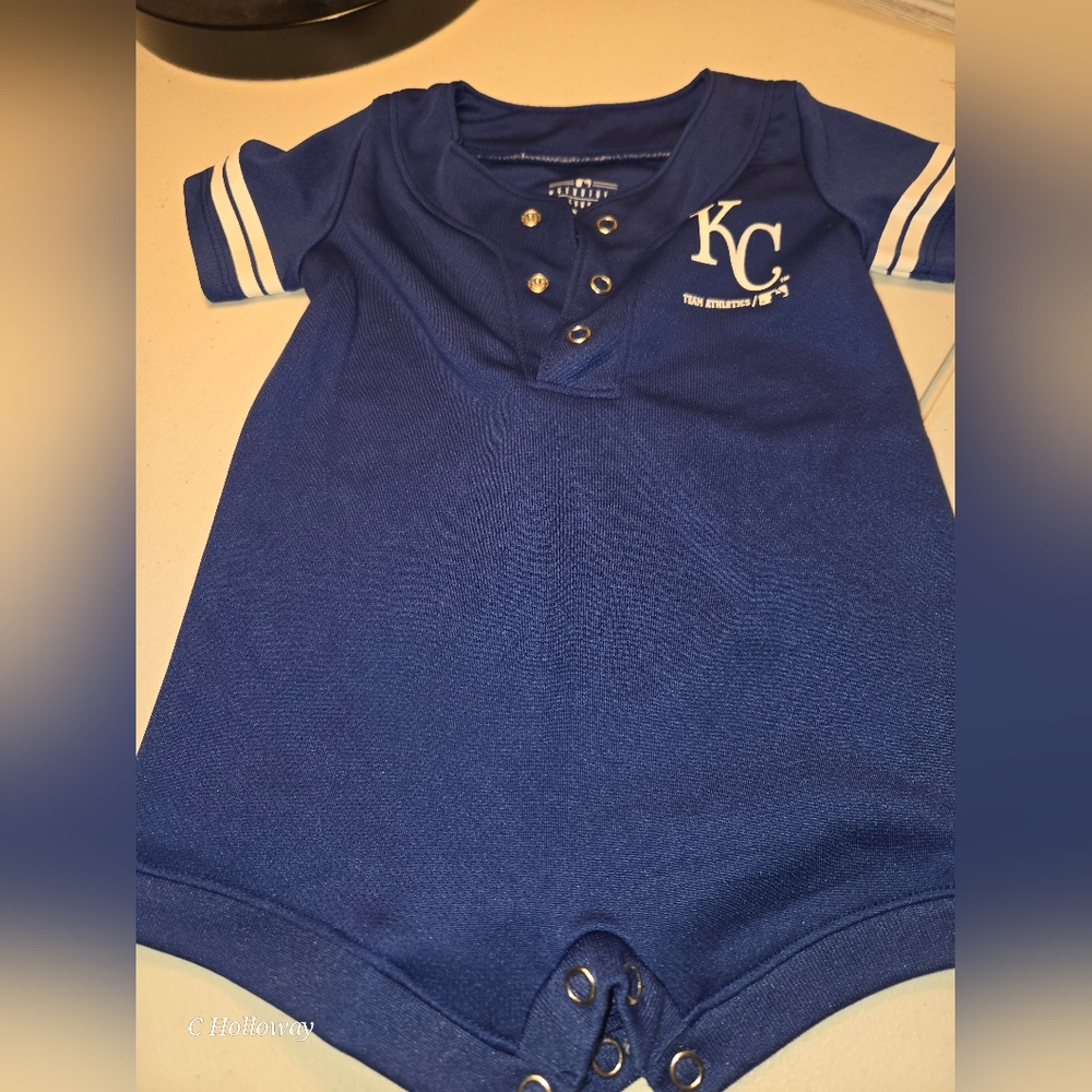 KC ROYALS SIZE 3-6 MONTHS Body Suit  BY TEAM APPAREL